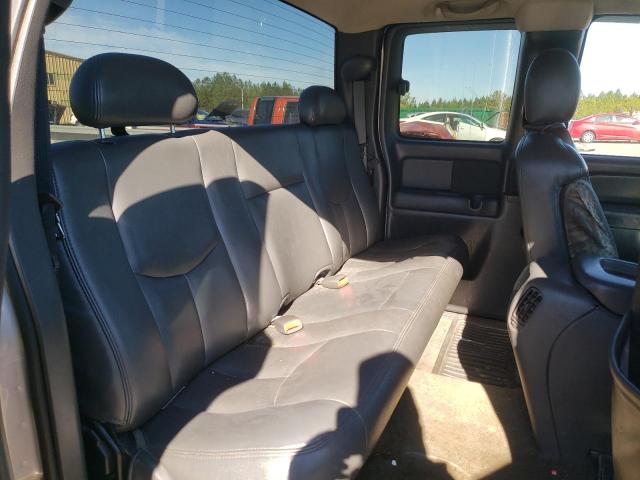 Photo 10 from auction – 2004 CHEVROLET SILVERADO with VIN 2GCEC19T141172631