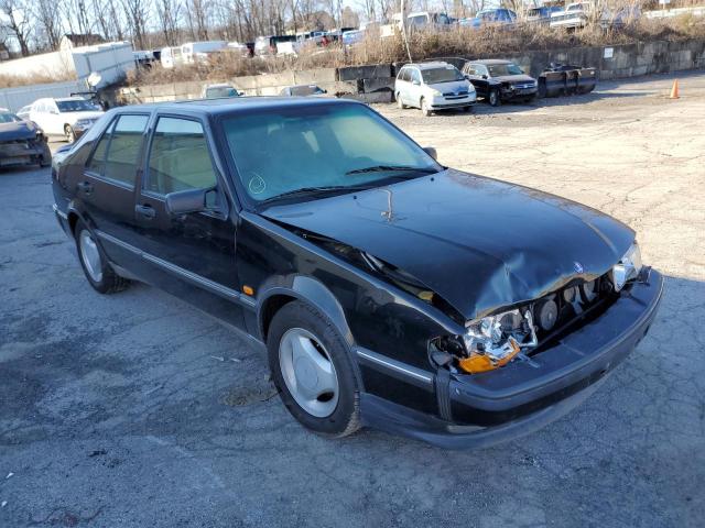 Photo 4 from auction – 1997 SAAB 9000 CSE T with VIN YS3CF68M9V1014642