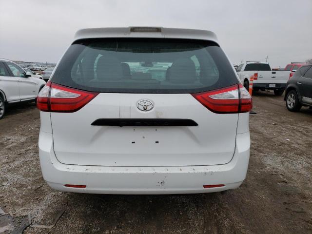 Photo 6 from auction – 2018 TOYOTA SIENNA L with VIN 5TDZZ3DC4JS929965