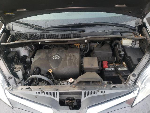 Photo 12 from auction – 2018 TOYOTA SIENNA XLE with VIN 5TDYZ3DC4JS932151