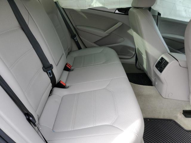 Photo 10 from auction – 2014 VOLKSWAGEN PASSAT SE with VIN 1VWBN7A35EC109102