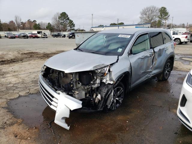 TOYOTA HIGHLANDER 2019 with VIN 5TDZZRFH0KS369911 - Photo from auction