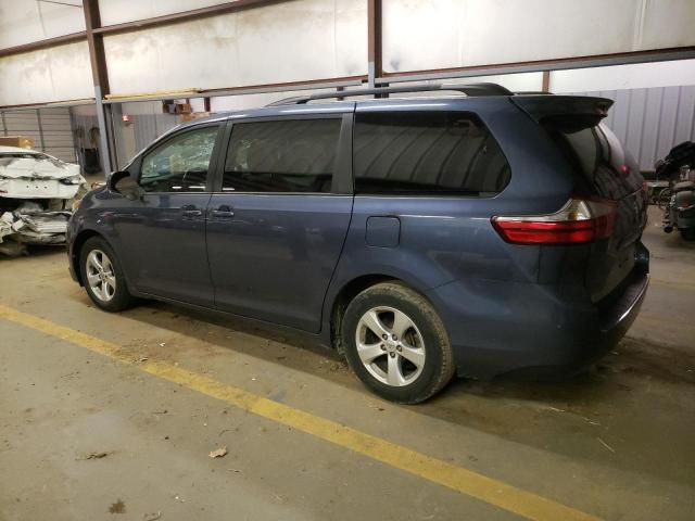 Photo 2 from auction – 2015 TOYOTA SIENNA LE with VIN 5TDKK3DCXFS645284