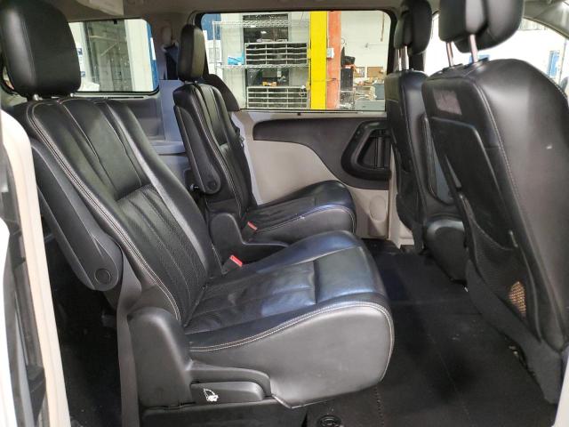 Photo 11 from auction – 2011 CHRYSLER TOWN & COU with VIN 2A4RR8DG7BR645363