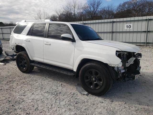 Photo 4 from auction – 2018 TOYOTA 4RUNNER SR with VIN JTEZU5JR1J5175329