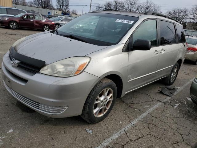 TOYOTA SIENNA LE 2005 with VIN 5TDBA23C25S031102 - Photo from auction