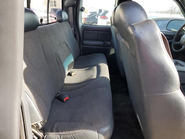 Photo 10 from auction – 2001 CHEVROLET SILVERADO with VIN 2GCEC19VX11407038