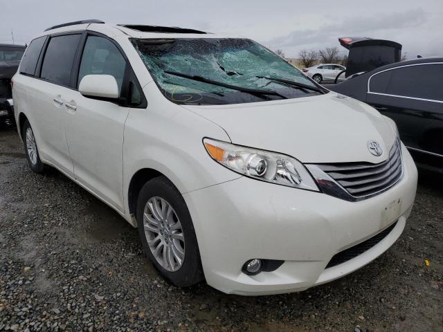 Photo 4 from auction – 2017 TOYOTA SIENNA XLE with VIN 5TDYZ3DC3HS836828