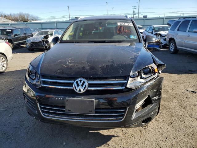 Photo 5 from auction – 2011 VOLKSWAGEN TOUAREG V6 with VIN WVGFF9BPXBD007276