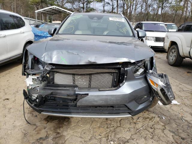 Photo 5 from auction – 2019 VOLVO XC40 T4 MO with VIN YV4AC2HK4K2151764