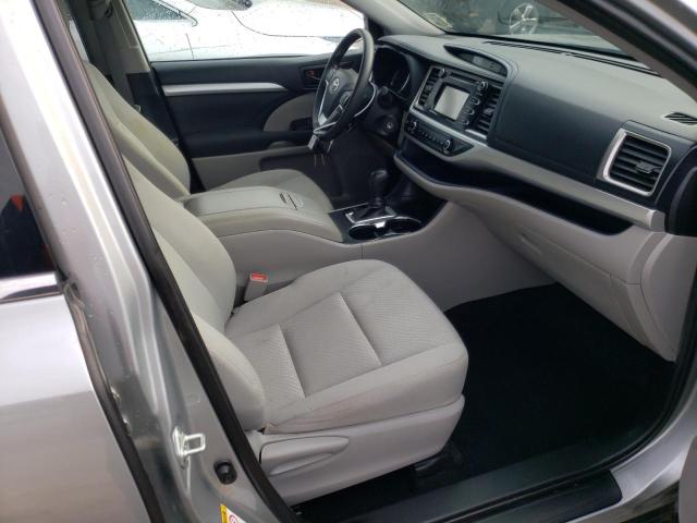Photo 7 from auction – 2019 TOYOTA HIGHLANDER with VIN 5TDZZRFH0KS369911