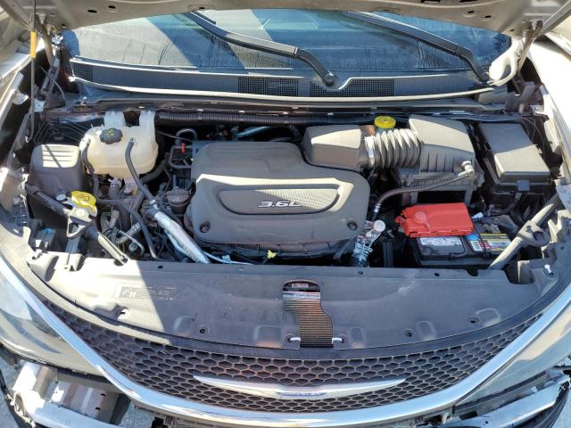Photo 12 from auction – 2018 CHRYSLER PACIFICA L with VIN 2C4RC1CG5JR158757