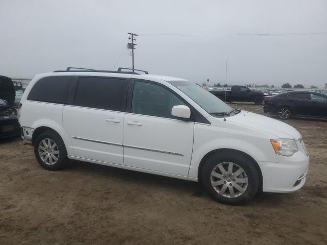 Photo 4 from auction – 2016 CHRYSLER TOWN & COU with VIN 2C4RC1BG8GR141610