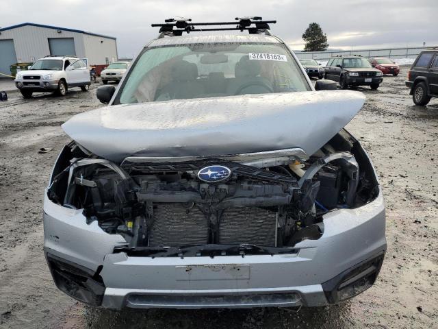 Photo 5 from auction – 2017 SUBARU FORESTER 2 with VIN JF2SJABC5HH443939