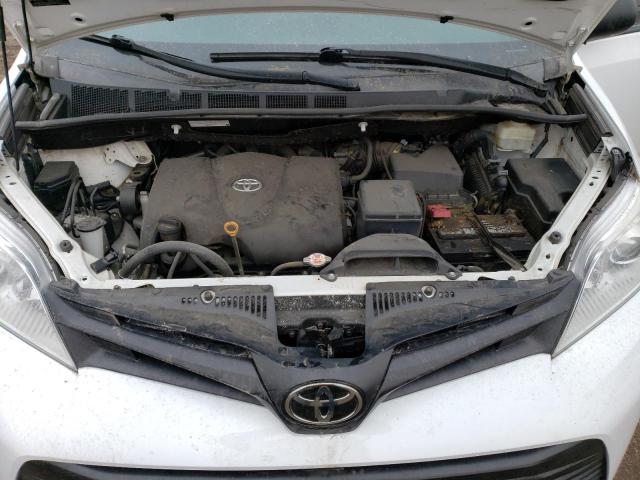 Photo 12 from auction – 2018 TOYOTA SIENNA L with VIN 5TDZZ3DC4JS929965