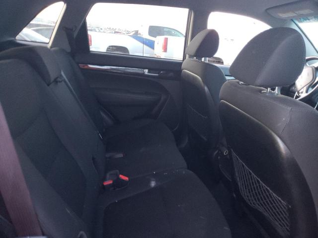 Photo 10 from auction – 2014 KIA SORENTO LX with VIN 5XYKTCA62EG486400