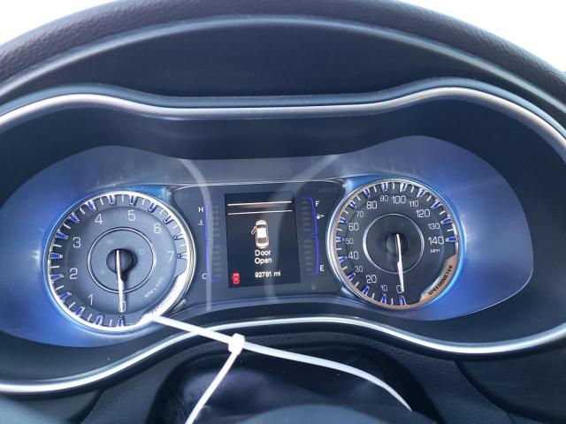 Photo 9 from auction – 2015 CHRYSLER 200 LIMITE with VIN 1C3CCCAB8FN728669