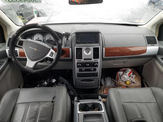 Photo 8 from auction – 2008 CHRYSLER TOWN & COU with VIN 2A8HR54P28R837064
