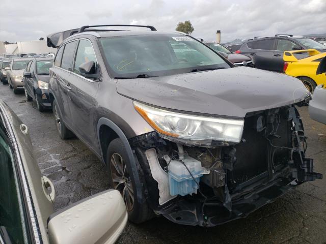 Photo 4 from auction – 2016 TOYOTA HIGHLANDER with VIN 5TDKKRFH3GS121911