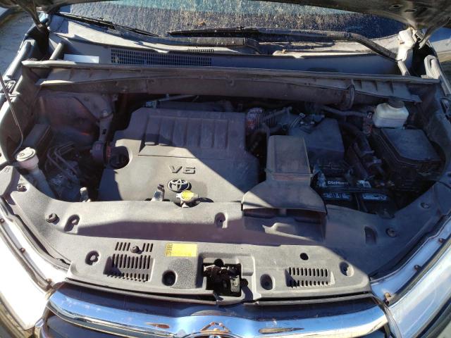 Photo 12 from auction – 2015 TOYOTA HIGHLANDER with VIN 5TDBKRFH9FS191203