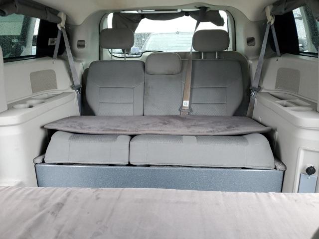Photo 10 from auction – 2010 CHRYSLER TOWN & COU with VIN 2A4RR4DEXAR315853