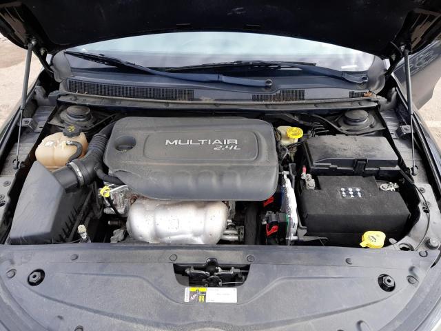 Photo 11 from auction – 2016 CHRYSLER 200 S with VIN 1C3CCCBB7GN120870