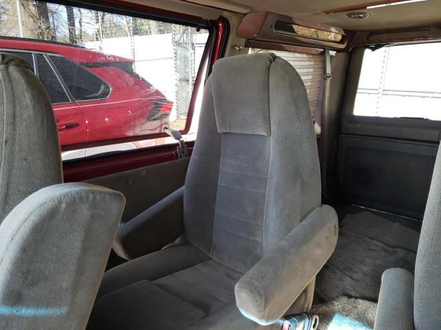 Photo 10 from auction – 2002 CHEVROLET ASTRO with VIN 1GBDM19X92B107670