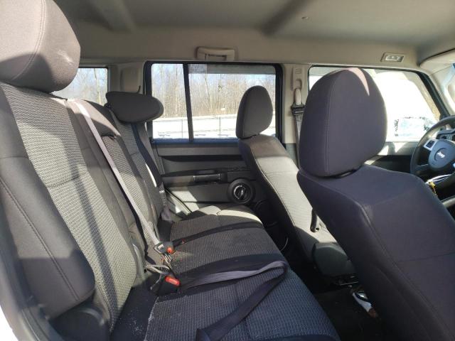 Photo 11 from auction – 2010 JEEP COMMANDER with VIN 1J4RG4GK7AC114248