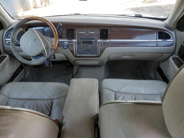 Photo 8 from auction – 2007 LINCOLN TOWN CAR D with VIN 1LNHM83V47Y601982
