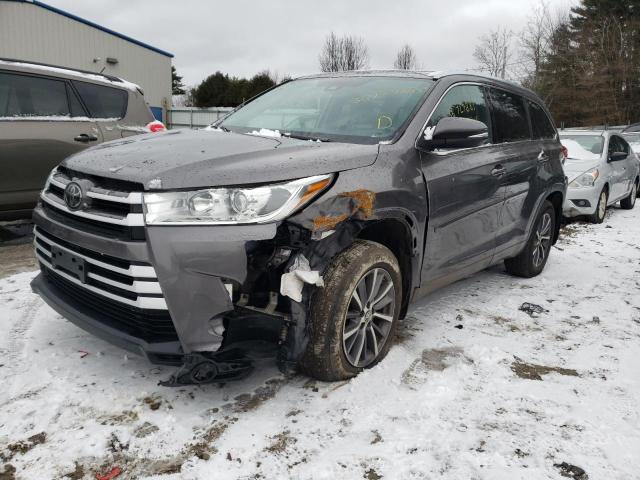 TOYOTA HIGHLANDER 2018 z numerem VIN 5TDJZRFH6JS865520 - Zdjęcie z aukcji