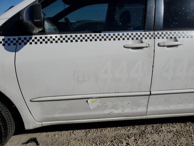 Photo 13 from auction – 2005 TOYOTA SIENNA CE with VIN 5TDZA23C15S290288