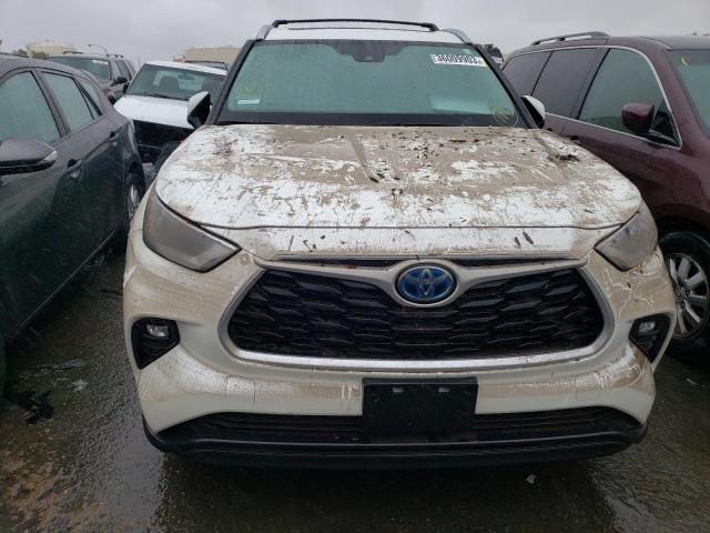 Photo 5 from auction – 2021 TOYOTA HIGHLANDER with VIN 5TDHBRCH8MS522817