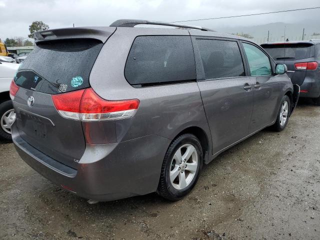 Photo 3 from auction – 2011 TOYOTA SIENNA LE with VIN 5TDKK3DCXBS153090
