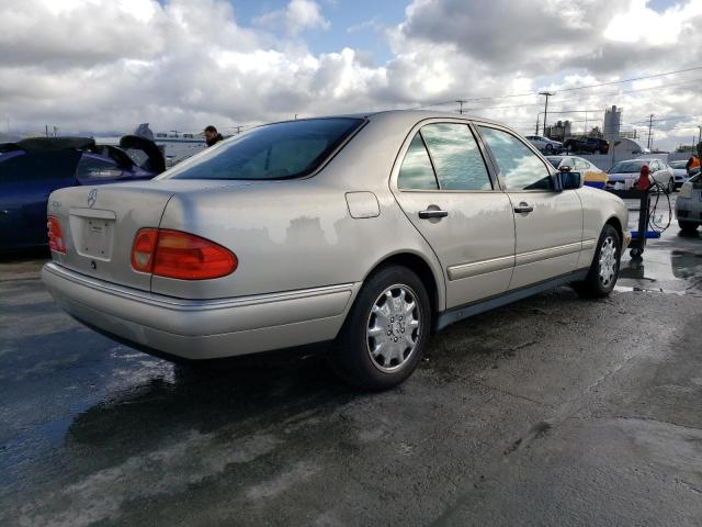 Photo 3 from auction – 1998 MERCEDES-BENZ E-CLASS with VIN WDBJF65F6WA624308