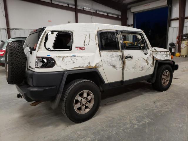 Photo 3 from auction – 2011 TOYOTA FJ CRUISER with VIN JTEZU4BF1BK011046