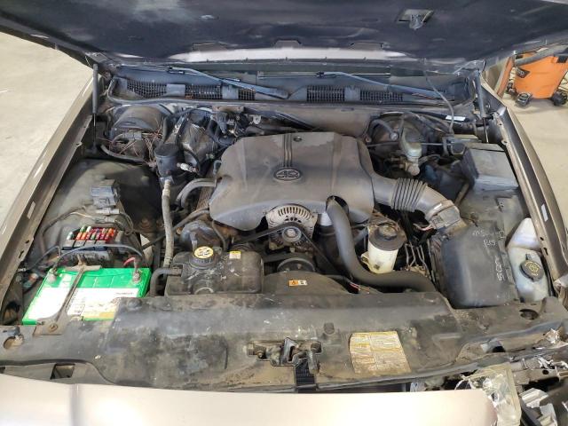 Photo 11 from auction – 2002 MERCURY GRAND MARQ with VIN 2MEFM75W92X637850