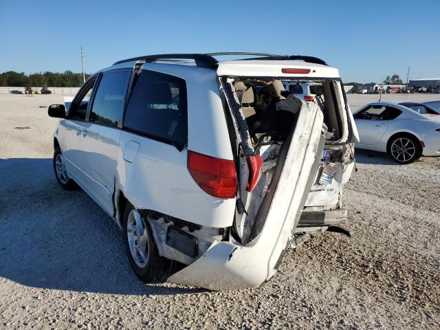 Photo 2 from auction – 2004 TOYOTA SIENNA CE with VIN 5TDZA23C14S039124