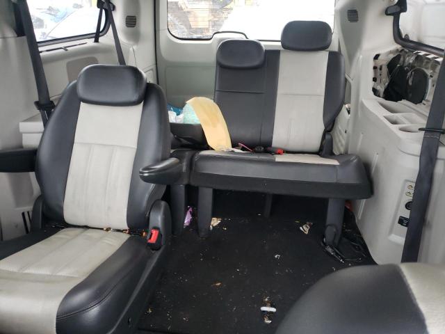 Photo 10 from auction – 2010 CHRYSLER TOWN & COU with VIN 2A4RR8D12AR480297
