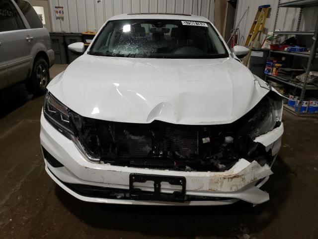 Photo 5 from auction – 2021 VOLKSWAGEN PASSAT with VIN 1VWSA7A30MC010391
