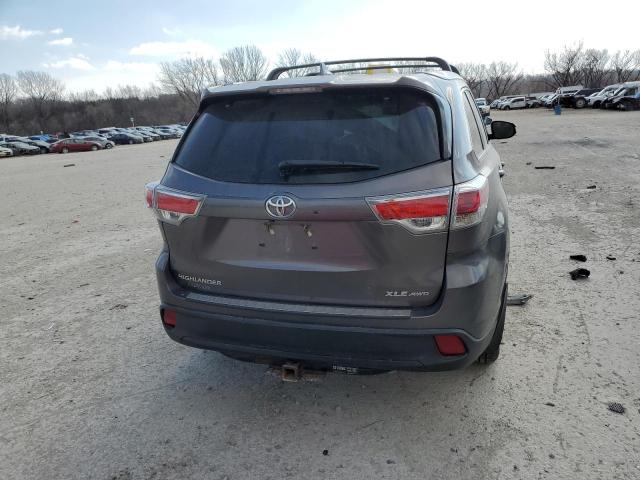 Foto 6 de la subasta – 2016 TOYOTA HIGHLANDER con VIN 5TDJKRFH5GS283177