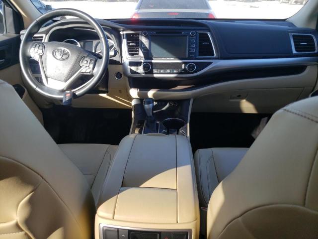 Photo 8 from auction – 2018 TOYOTA HIGHLANDER with VIN 5TDKZRFH2JS543039