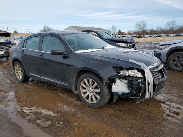 Photo 4 from auction – 2013 CHRYSLER 200 TOURIN with VIN 1C3CCBBB8DN593702