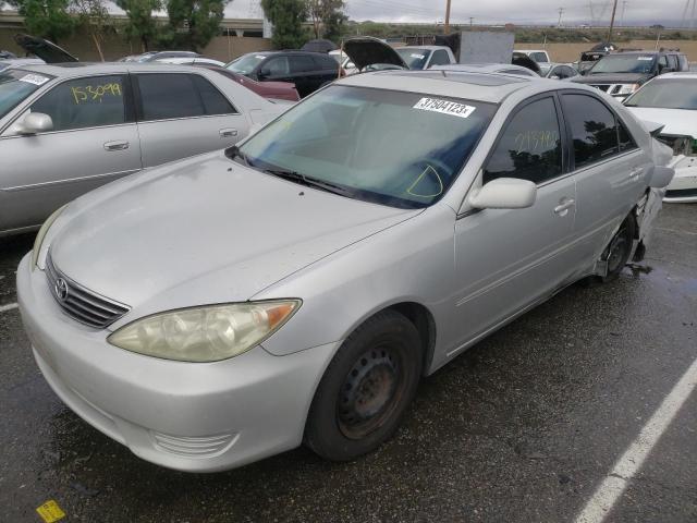 TOYOTA CAMRY LE 2005 with VIN 4T1BE32K55U595093 - Photo from auction