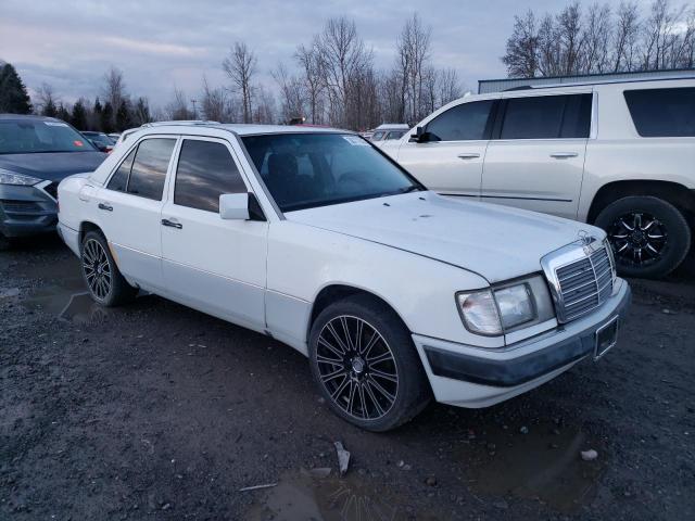 Photo 4 from auction – 1993 MERCEDES-BENZ 300 E 2.8 with VIN WDBEA28E7PB988907