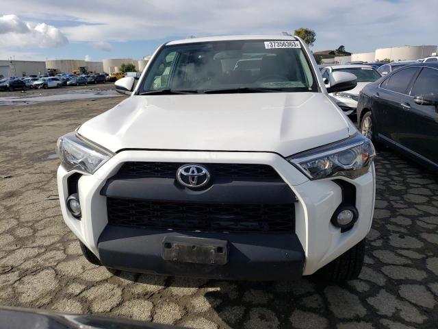 Photo 5 from auction – 2015 TOYOTA 4RUNNER SR with VIN JTEZU5JR8F5099065