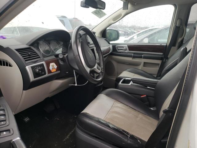 Photo 7 from auction – 2010 CHRYSLER TOWN & COU with VIN 2A4RR8D12AR480297
