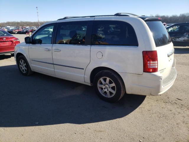 Photo 2 from auction – 2010 CHRYSLER TOWN AND C with VIN 2A4RR5D1XAR153225