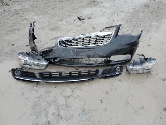 Photo 13 from auction – 2015 CHRYSLER TOWN & COU with VIN 2C4RC1BG0FR676090