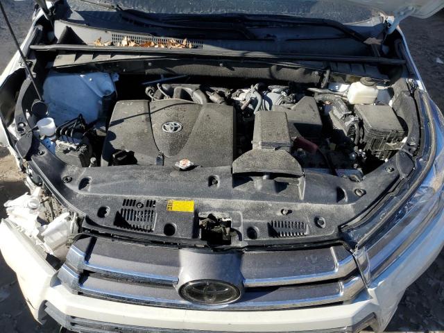 Photo 12 from auction – 2019 TOYOTA HIGHLANDER with VIN 5TDDZRFH3KS964701