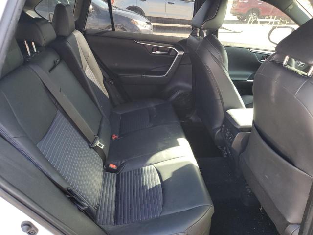 Photo 11 from auction – 2020 TOYOTA RAV4 XSE with VIN JTMEWRFV9LD545204